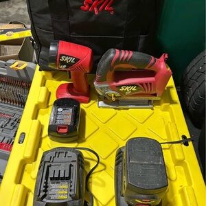 SKIL 18V Cordless Saws and Flashlight Set